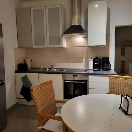 Tks-home Guest house